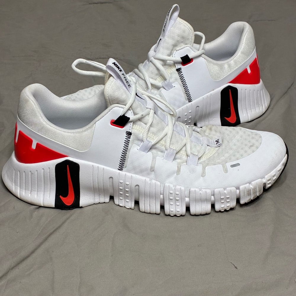 Nike Free Metcon 5 White Black University Red Training Shoes DV3949-100 Mens 13
